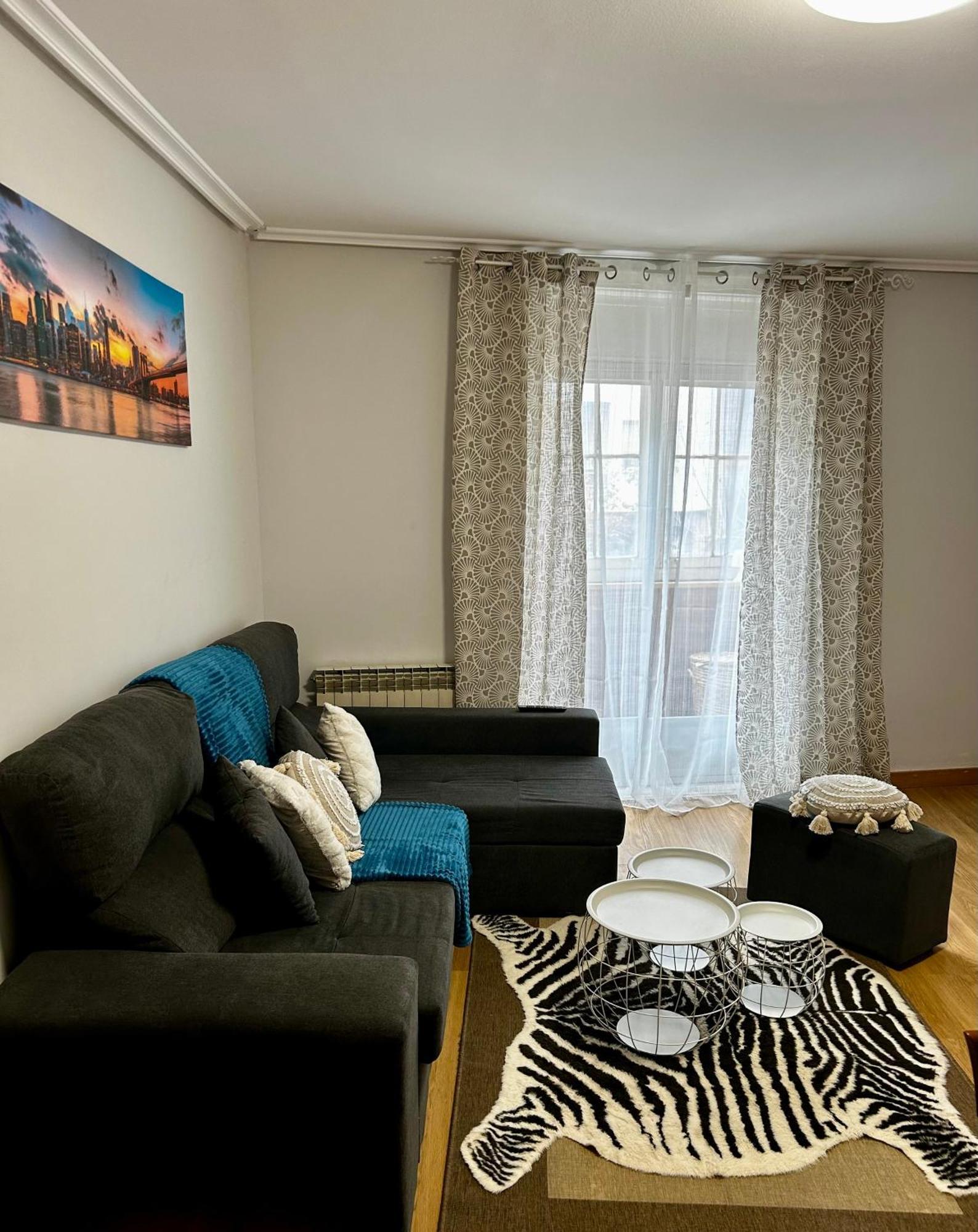 Ferienwohnung Breton 50 Logroño Exterior foto